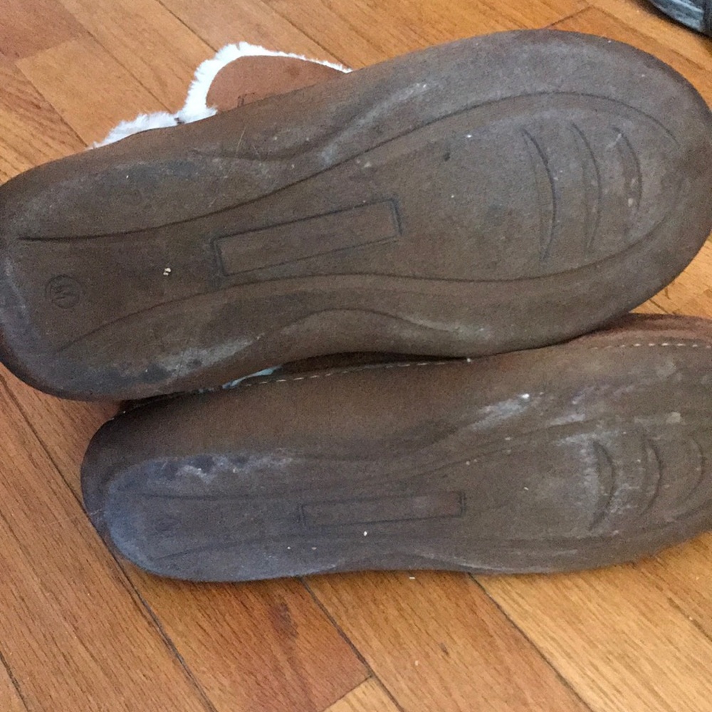 ✨SALE✨Booties - Picture 2 of 4